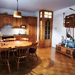 Vintage Alpine Краньска Гора